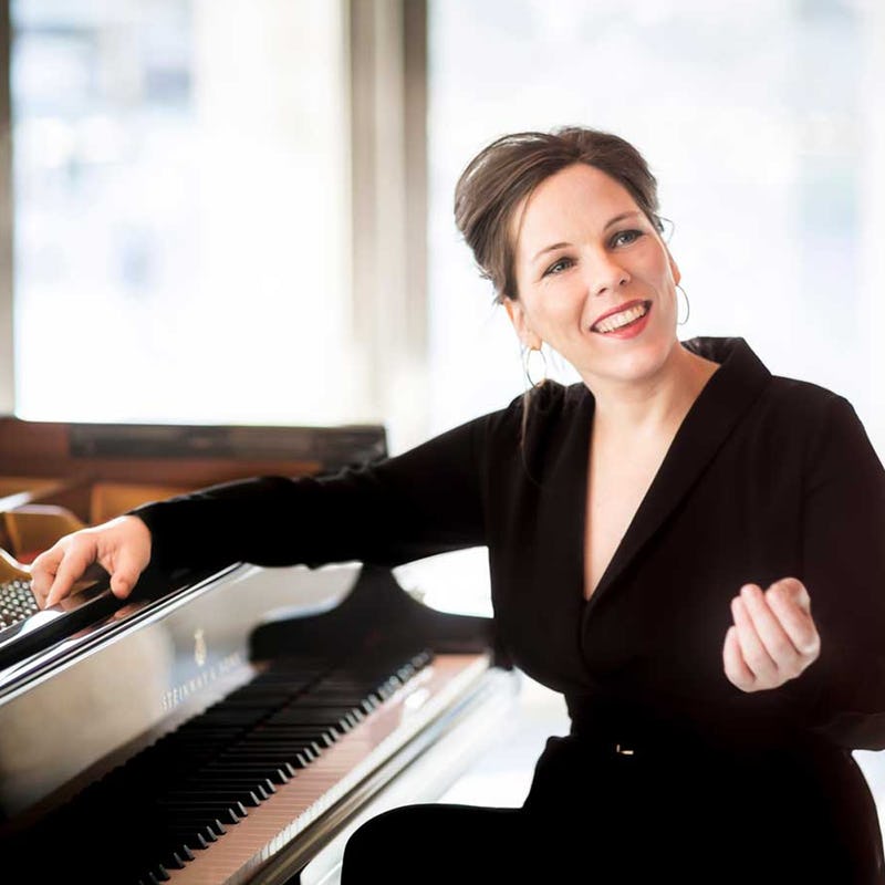 Portrait. Musique classique dans un espace intimiste avec la pianiste Daria van den Bercken. 2020-06-05